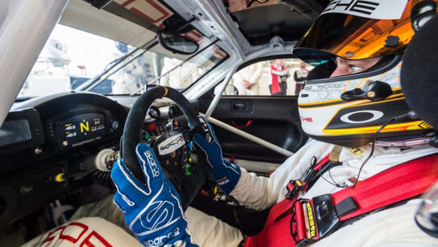 Marco Holzer, Works driver, 911 RSR, Circuit Paul Ricard, 2014, Porsche AG
