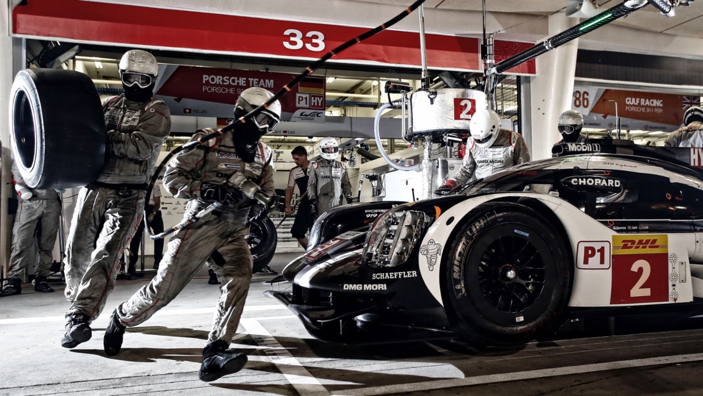 919 Hybrid, free practice, WEC, Bahrain, 2016, Porsche AG