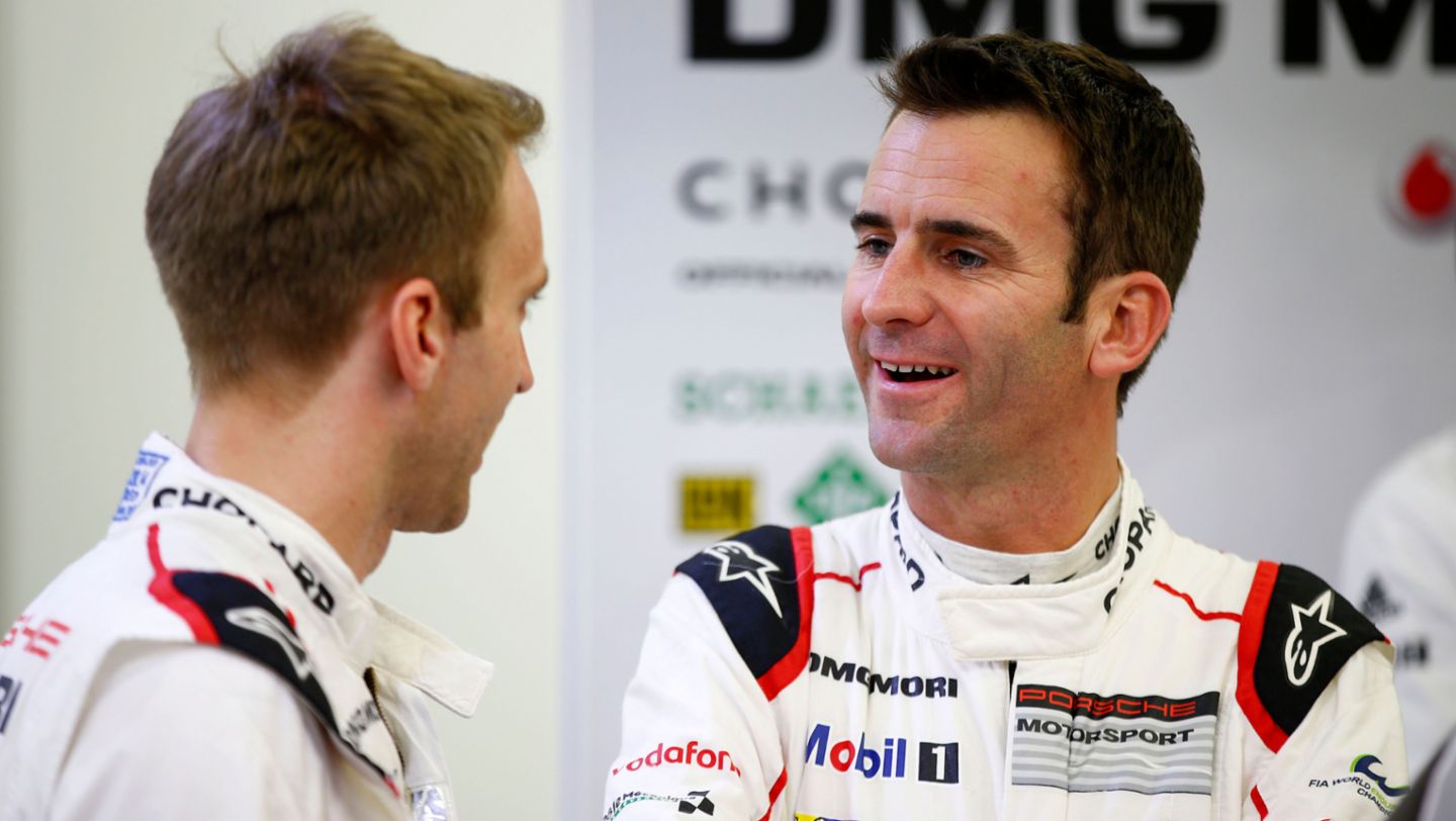 Timo Bernhard, Romain Dumas, l-r, Bahrain, 2015, Porsche AG