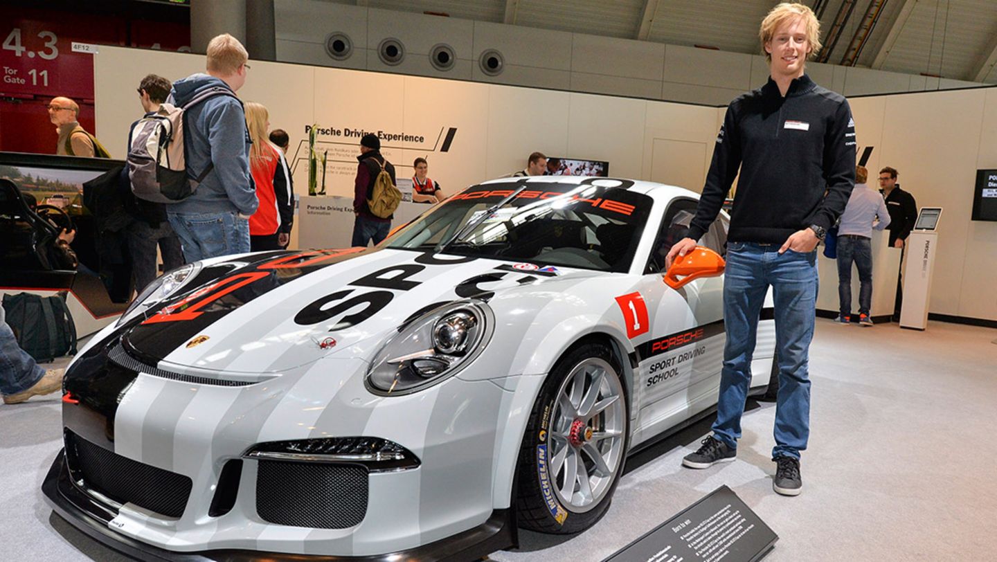 Brendon Hartley, works driver, Porsche 911 GT3 Cup, Retro Classics, Stuttgart, 2016, Porsche AG