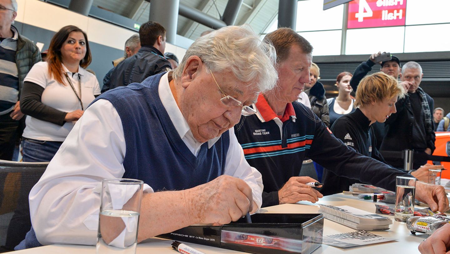 Hans Herrmann, former race car driver, Walter Röhrl, driver, Brendon Hartley, works driver, l-r, Retro Classics, Stuttgart, 2016, Porsche AG