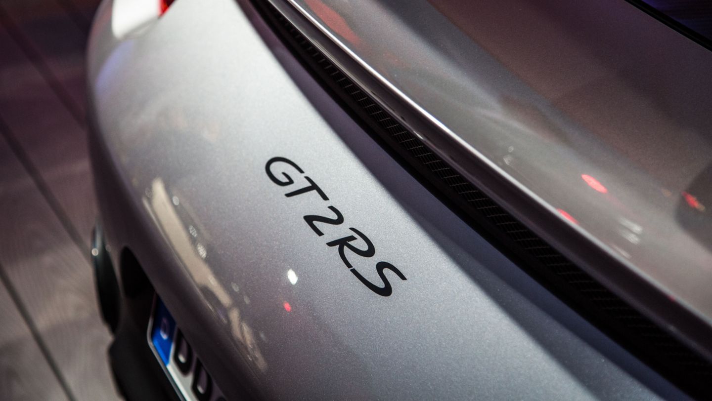911 GT2 RS, 2017, Porsche AG