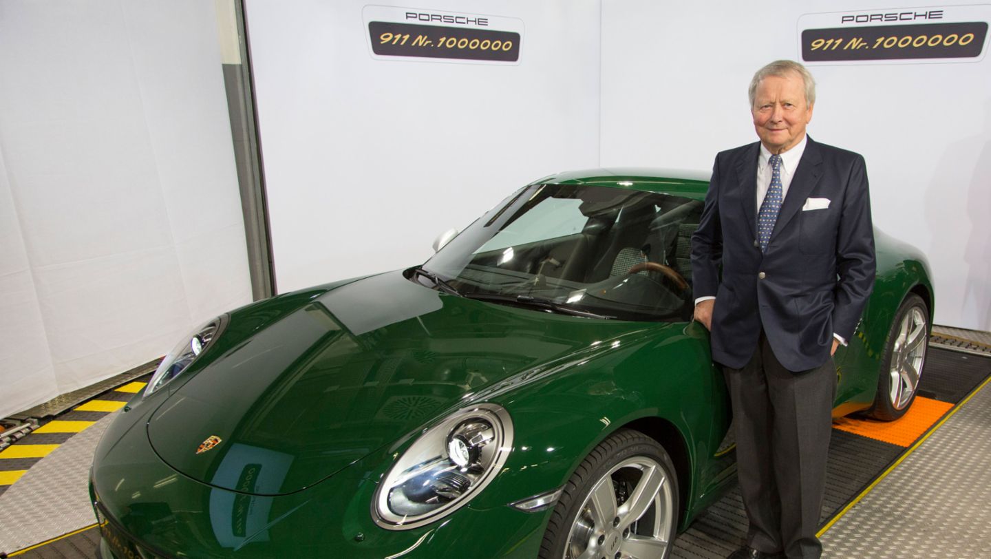 Dr. Wolfgang Porsche, Chairman of the Supervisory Board Porsche AG, one-millionth 911, Stuttgart, 2017, Porsche AG