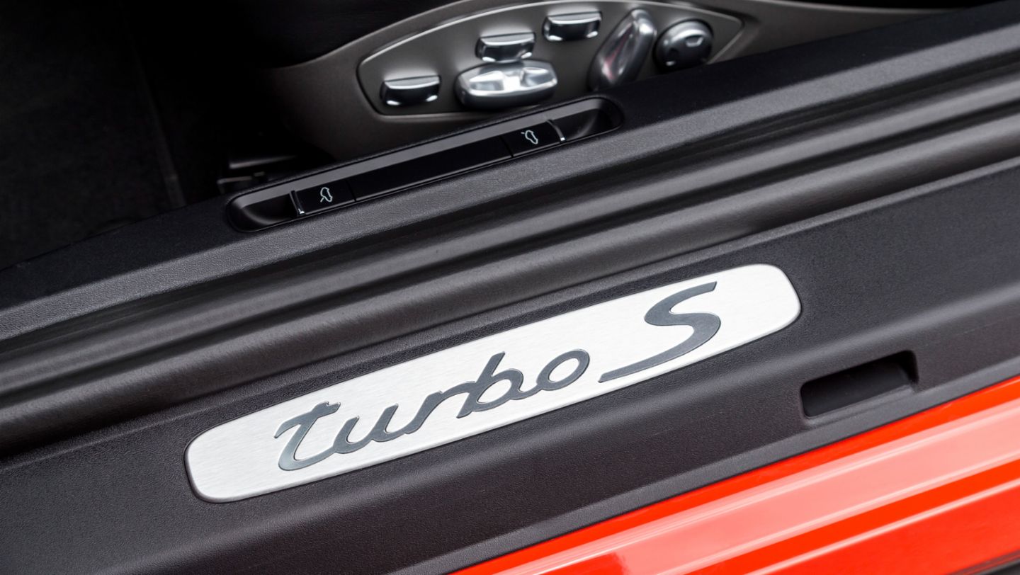 911 Turbo S, Kyalami Rennstrecke, Südafrika, Porsche AG, 2016