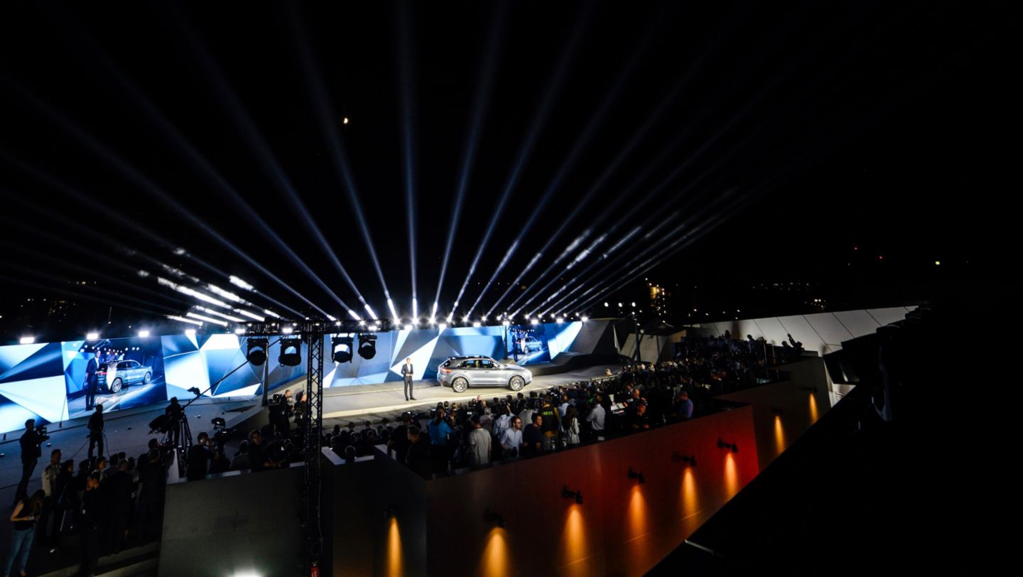 World premiere Cayenne, Porsche Museum, 2017, Porsche AG