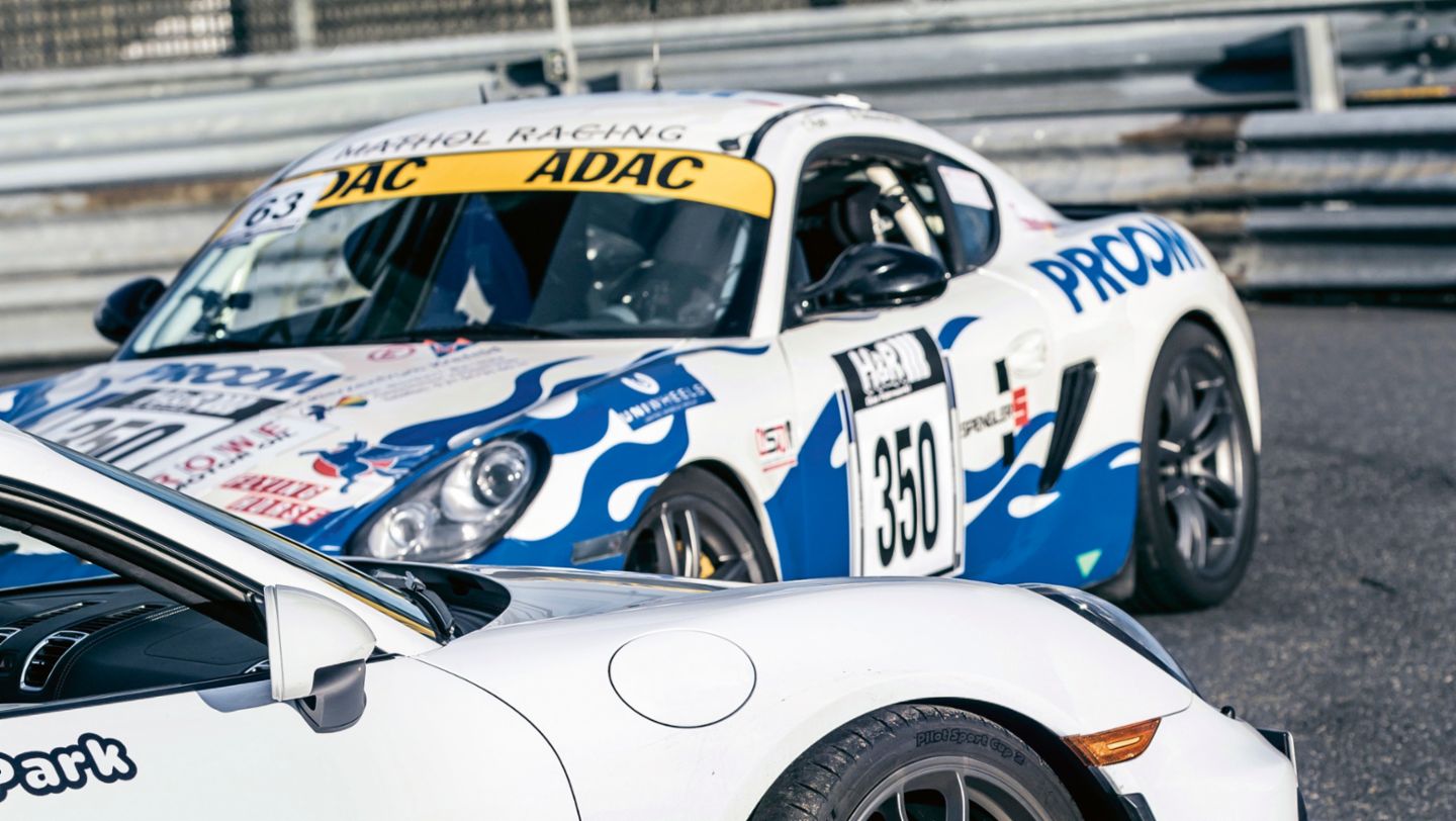 718 Cayman GT4 (r), 718 Cayman R, 2016, Porsche AG