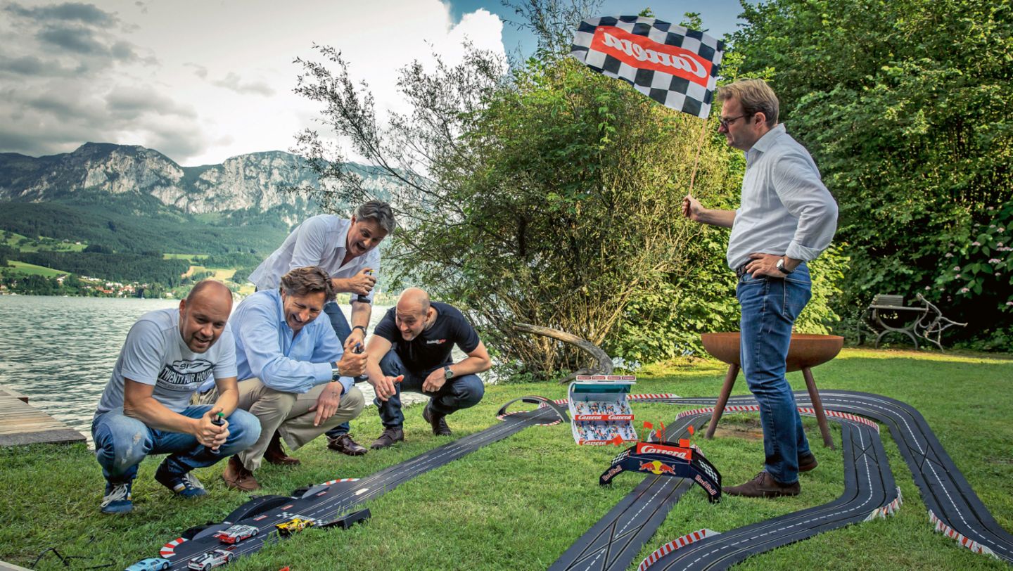 Walter Lechner, Helmut Eggert, Carrera-Bahn, Andreas Stadlbauer, Robert Lechner, Thomas Matzelberger, l-r, Carrera track, Attersee, Austria, 2017, Porsche AG