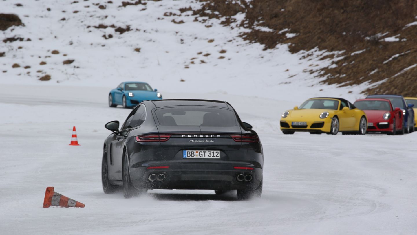Panamera Turbo, Porsche Driving Experience Winter, Tamsweg, Austria, 2017, Porsche AG