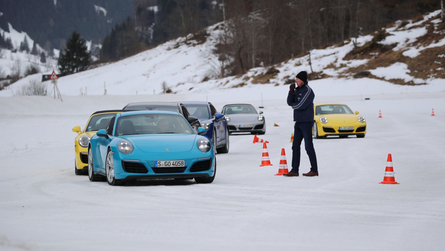 911 Carrera 4, Porsche  Driving Experience Winter, Tamsweg, Österreich, 2017, Porsche AG