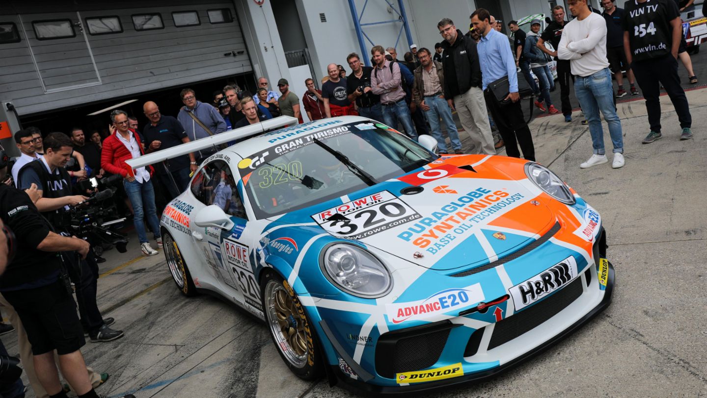 Julia Klöckner, Federal Minister, Smudo, Rapper, 911 GT3 Cup, Nürburgring, 2018, Porsche AG