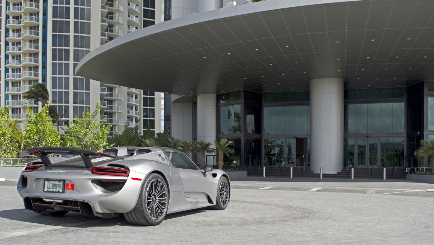 918 Spyder, Porsche Design Tower Miami, Florida, 2017, Porsche AG