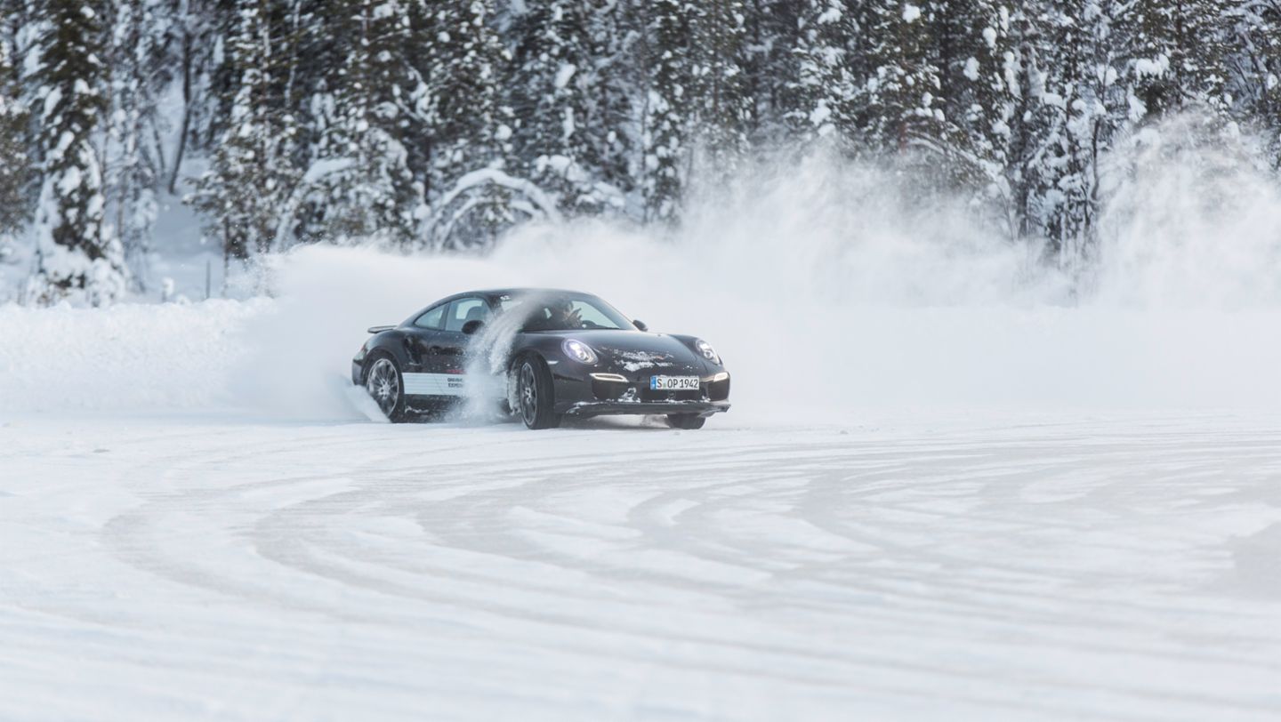 911 Turbo S, Porsche Driving Experience, Ice Force, Levi, Finnland, 2015, Porsche AG