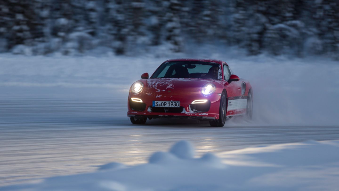 911 Turbo, Porsche Driving Experience, Ice Force, Levi, Finnland, 2015, Porsche AG