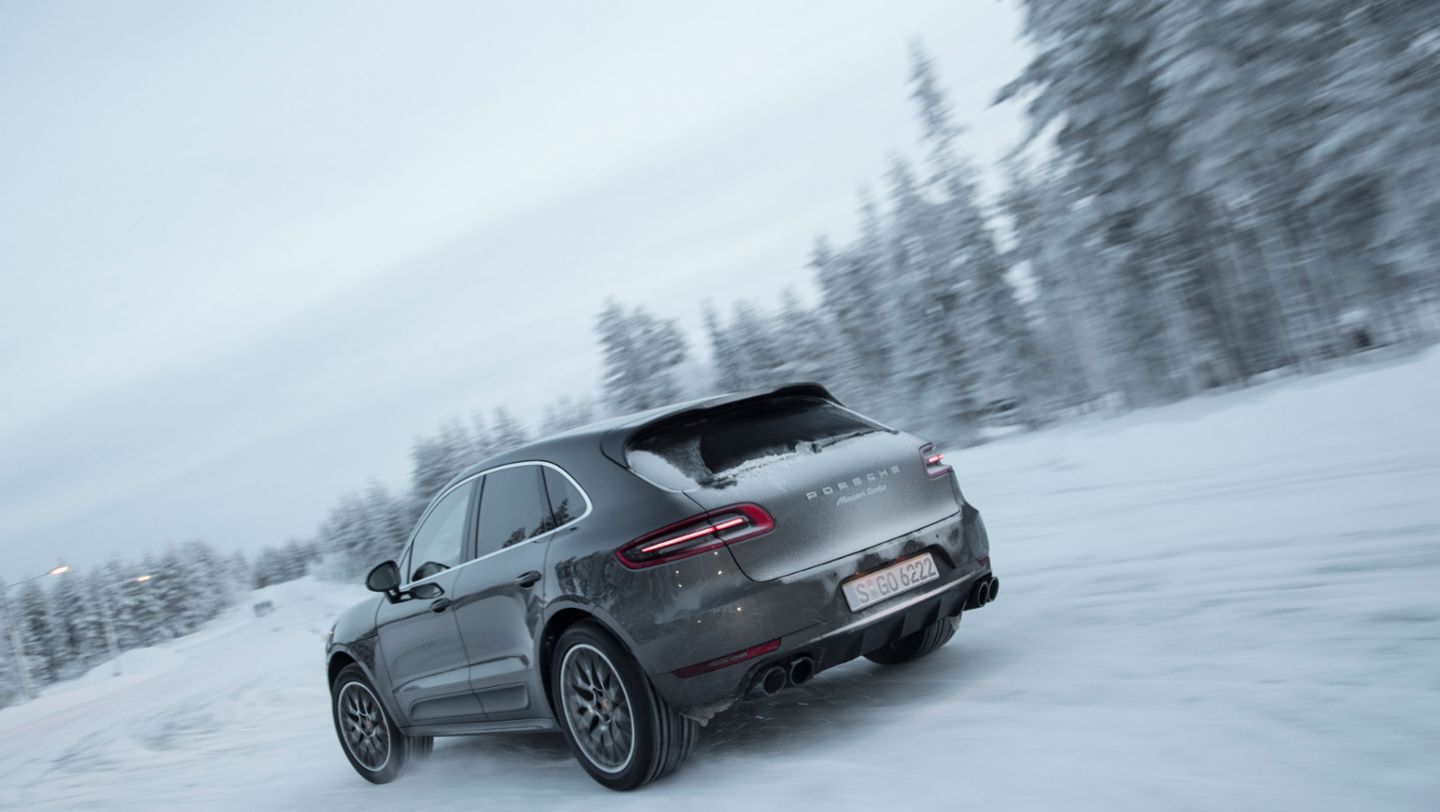 Macan Turbo with Performance Package, winter driving event, Finland, 2016, Porsche AG