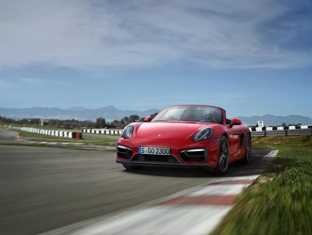 Nuovo binomio di spicco con performance ulteriormente migliorate: <br/>Boxster GTS e Cayman GTS  <br/><br/>