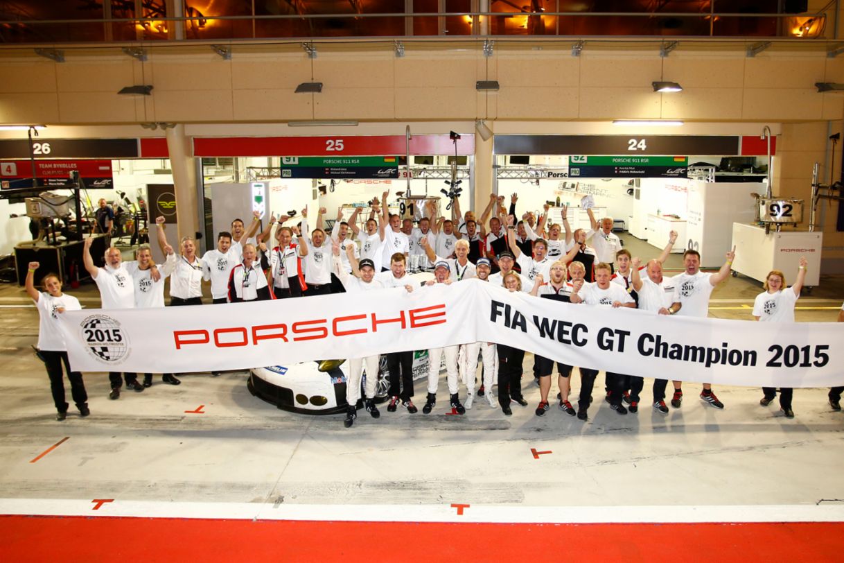 Porsche GT Team Manthey