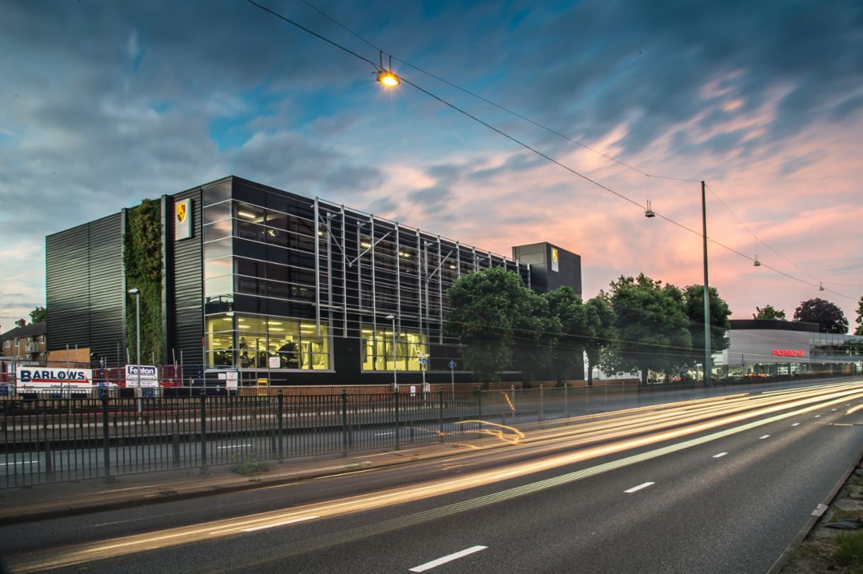 Porsche Center Chiswick Workshop