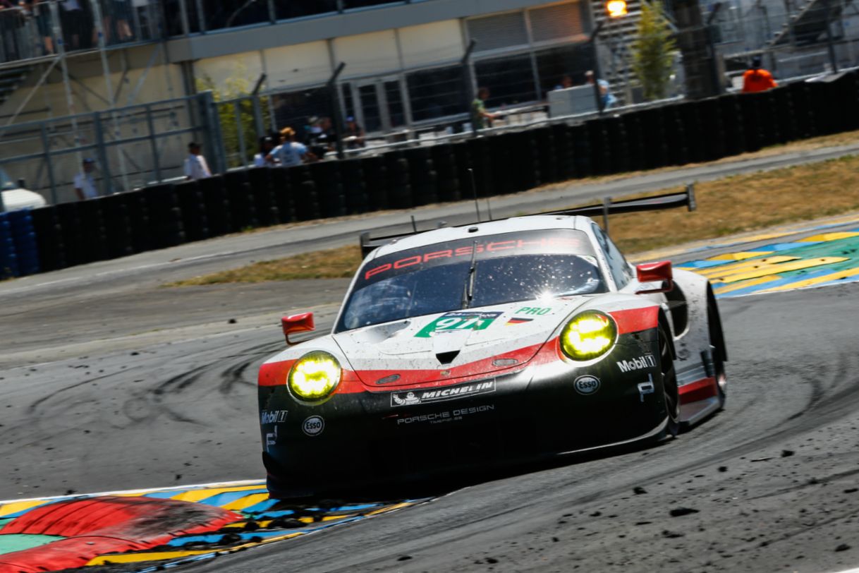 Porsche 911 RSR (91), Porsche GT Team: Richard Lietz, Frederic Makowiecki