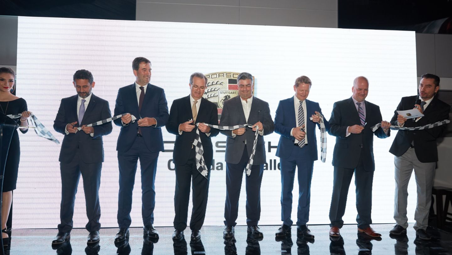 Porsche Calzada del Valle abre sus puertas en Monterrey