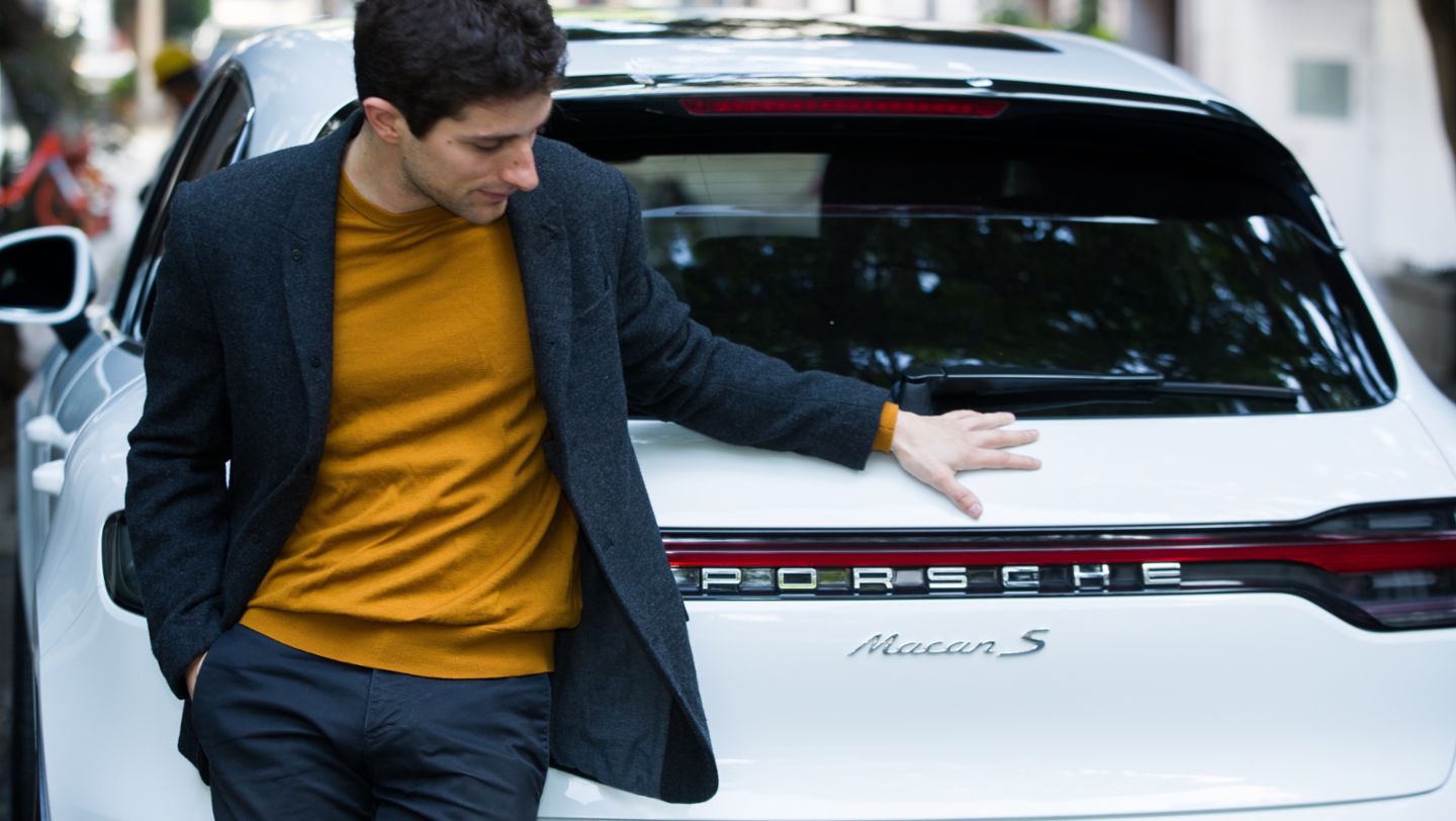 Dario Yazbek Bernal y Macan S