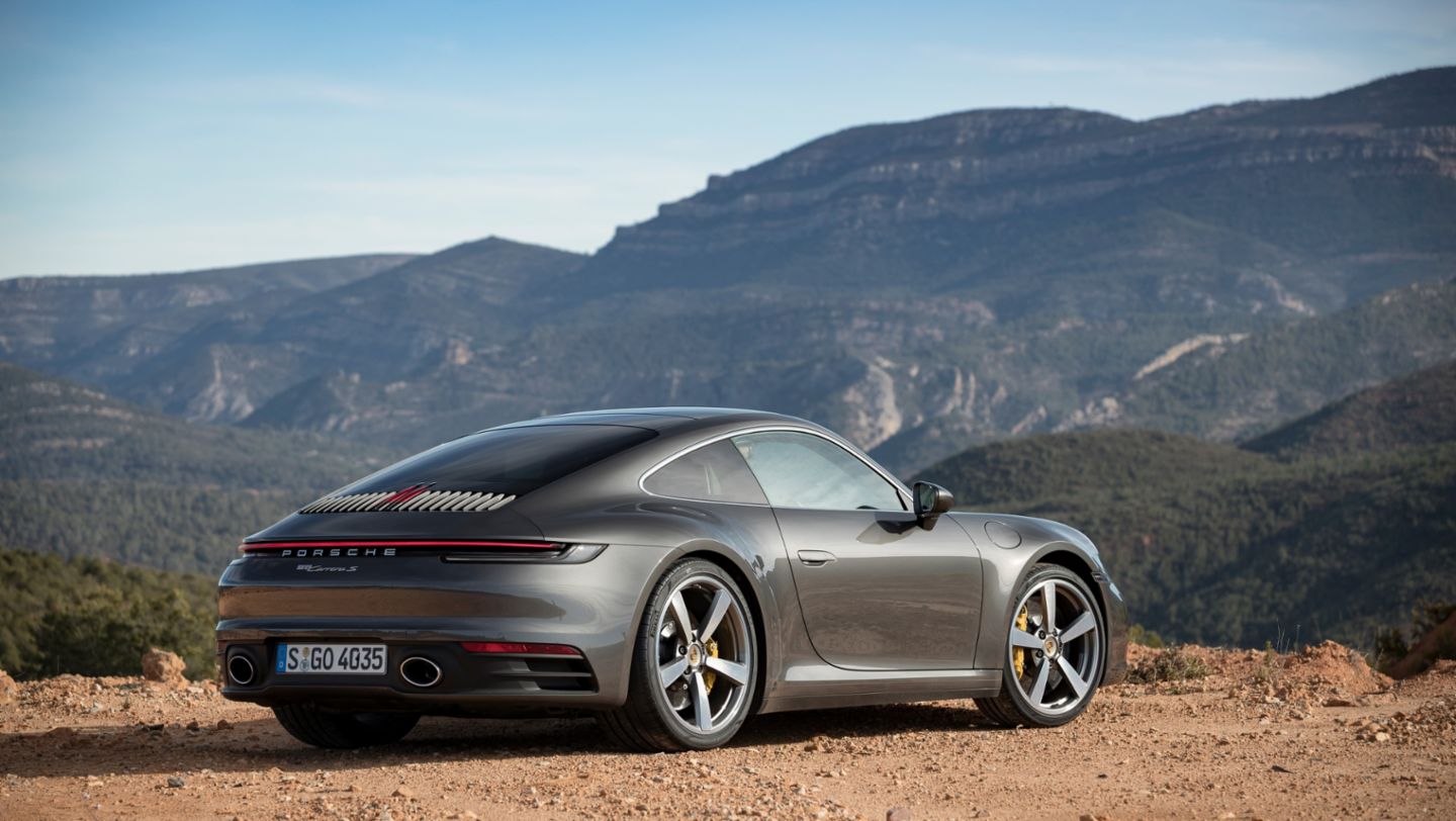 Porsche 911 y Taycan obtienen premios en los Women’s World Car of the Year 2019