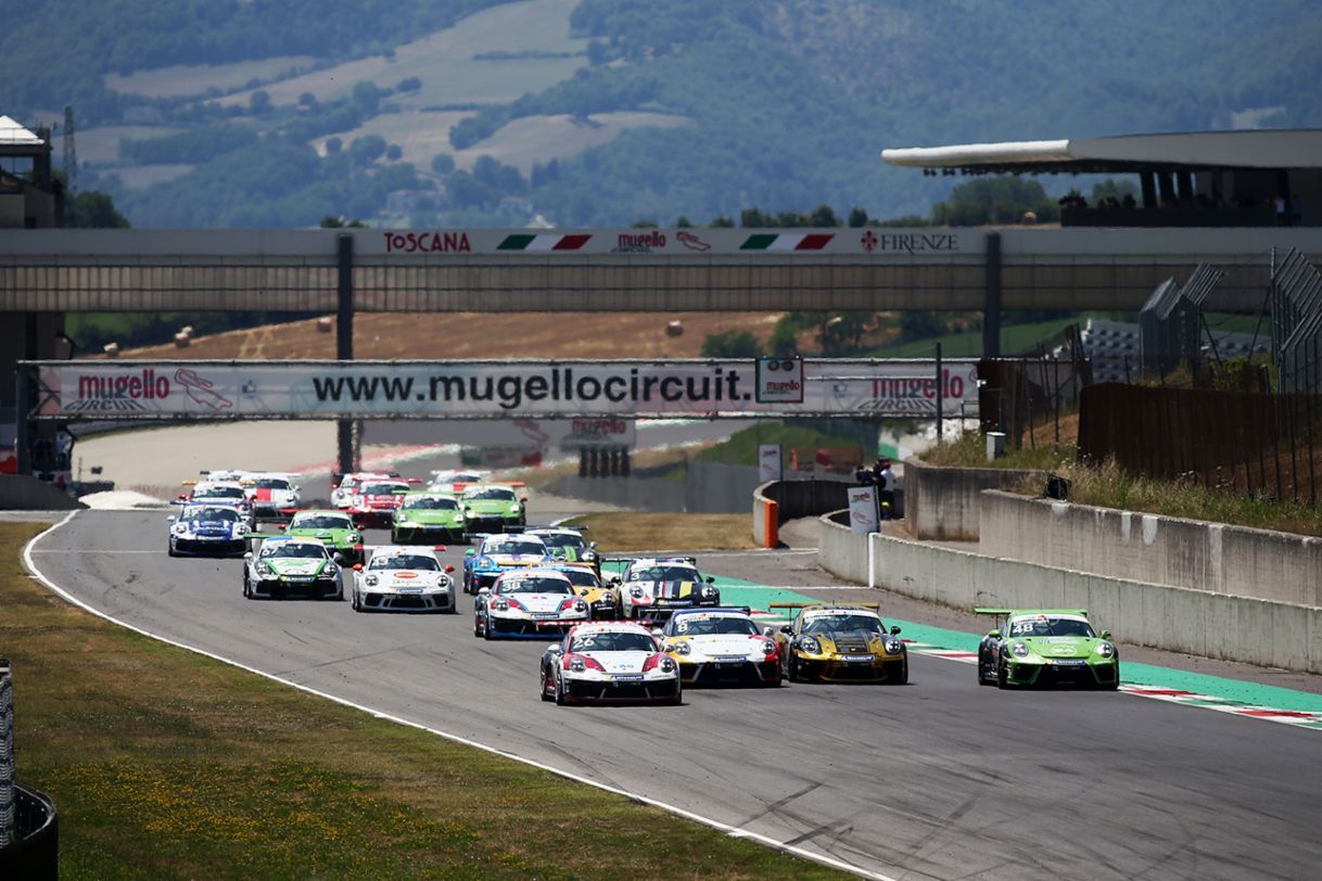 La Porsche Carrera Cup Italia riaccende i motori. Partenza dal Mugello.