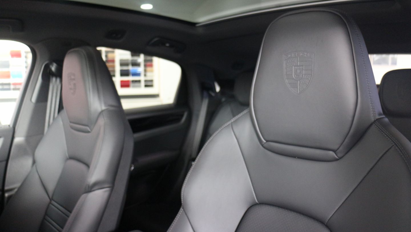 El nuevo Cayenne Coupé llegó a Ecuador