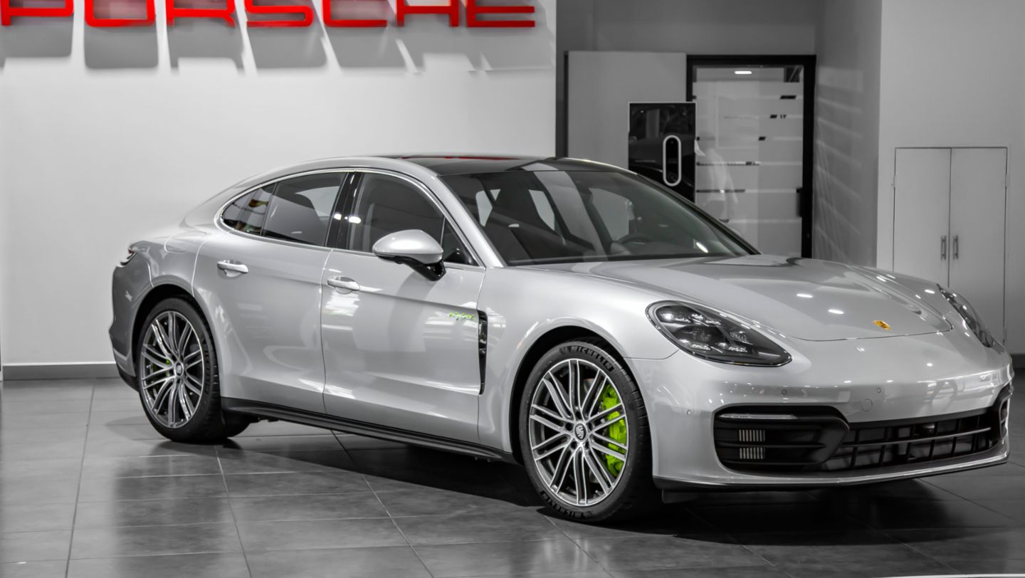 Nuevo Panamera 4S E-Hybrid llega a Guatemala