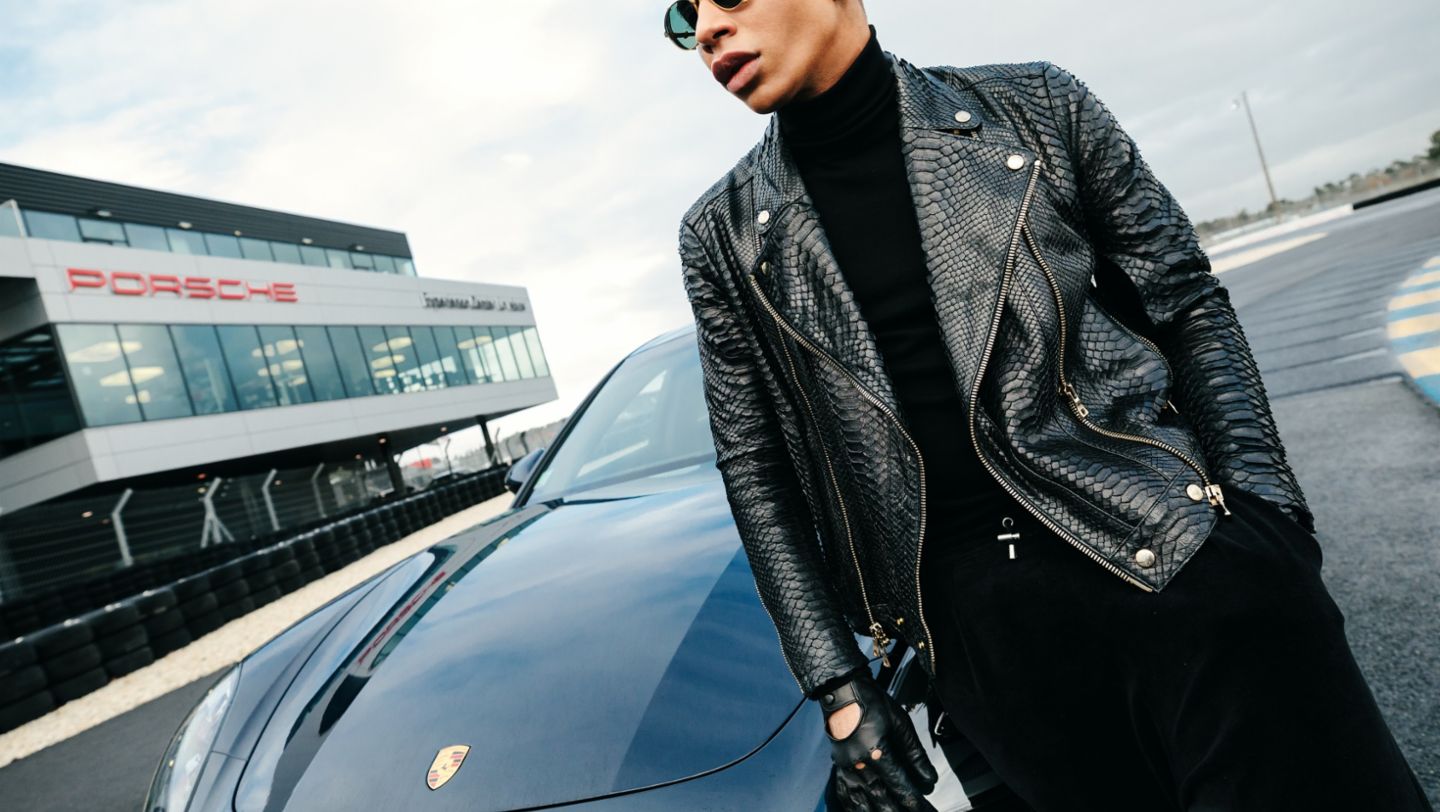 Olivier Rousteing est le Directeur artistique de la maison Balmain.