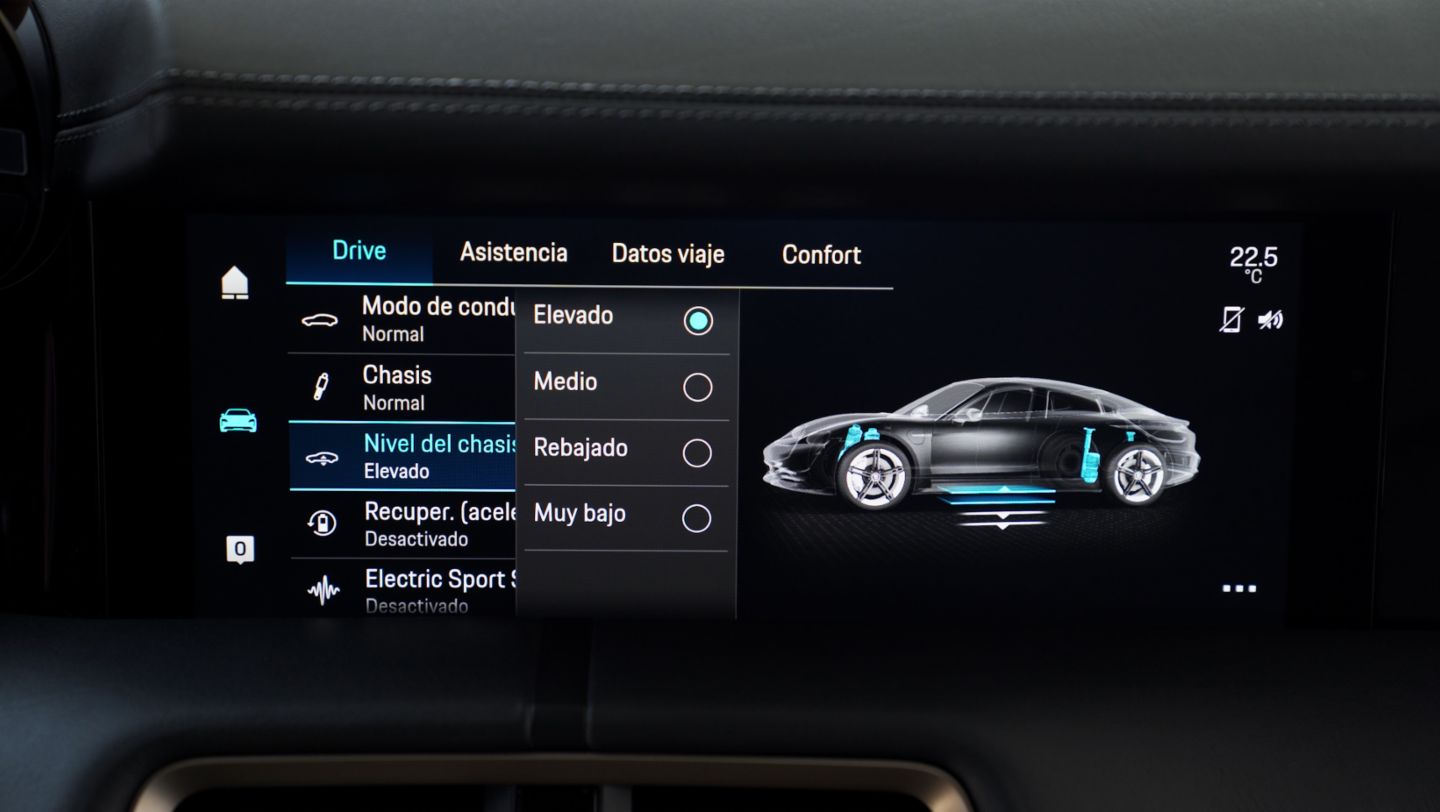 La pantalla del PCM  permite seleccionar los diferentes modos de manejo del Taycan