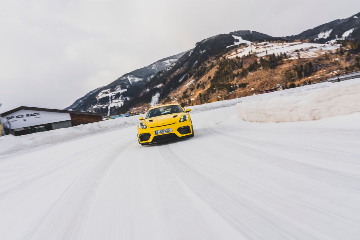 Virtual Roads: 718 Cayman GT4 RS, GR Ice Race, Zell am See, Austria