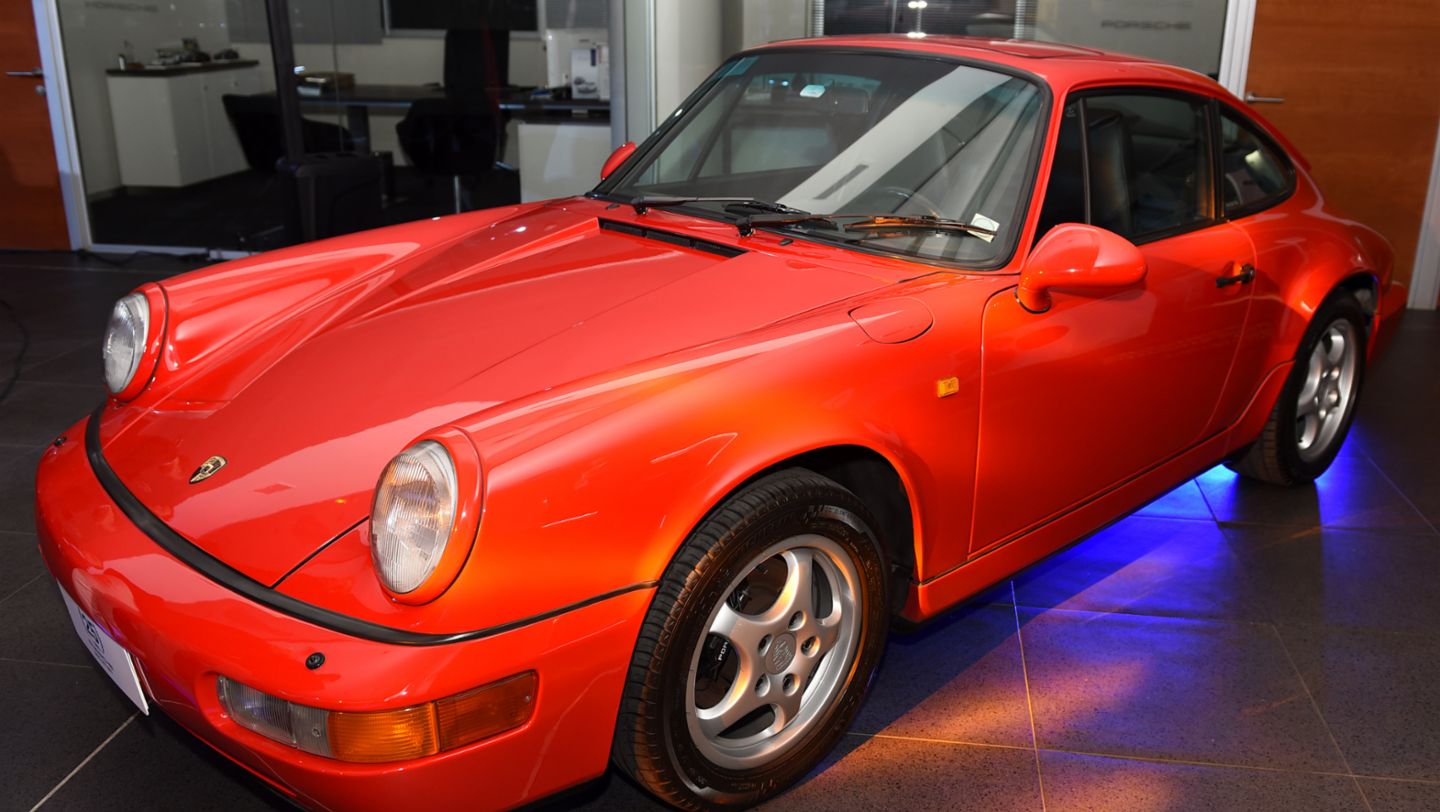 Porsche 911 (tipo 964) que se comercializó por primera vez en Chile