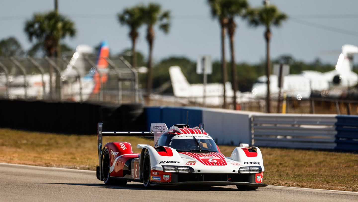 Porsche 963, Porsche Penske Motorsport (#6), Kevin Estre (Francia), Andre Lotterer (Alemania), Laurens Vanthoor (Bélgica).