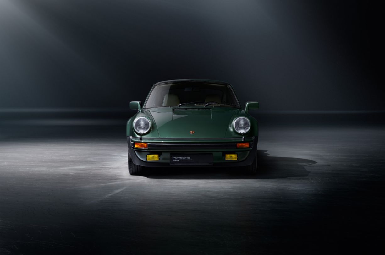 Porsche 930