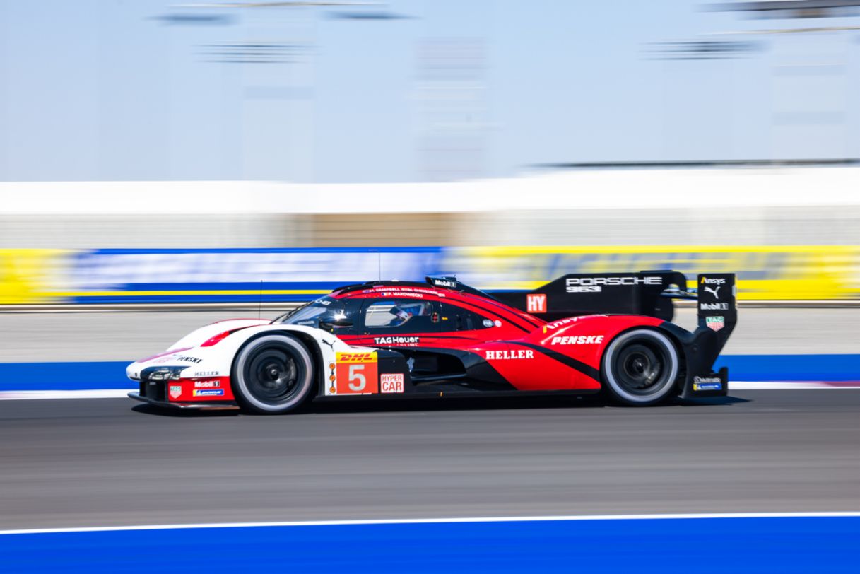 Porsche 963, Porsche Penske Motorsport (#5), Matt Campbell (AUS), Michael Christensen (DK), Frederic Makowiecki (F)