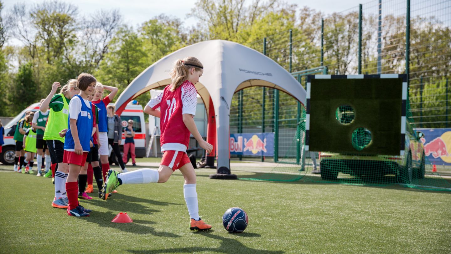 RB Leipzig Kaderschmiede, leipzig, 2019, Porsche Leipzig GmbH