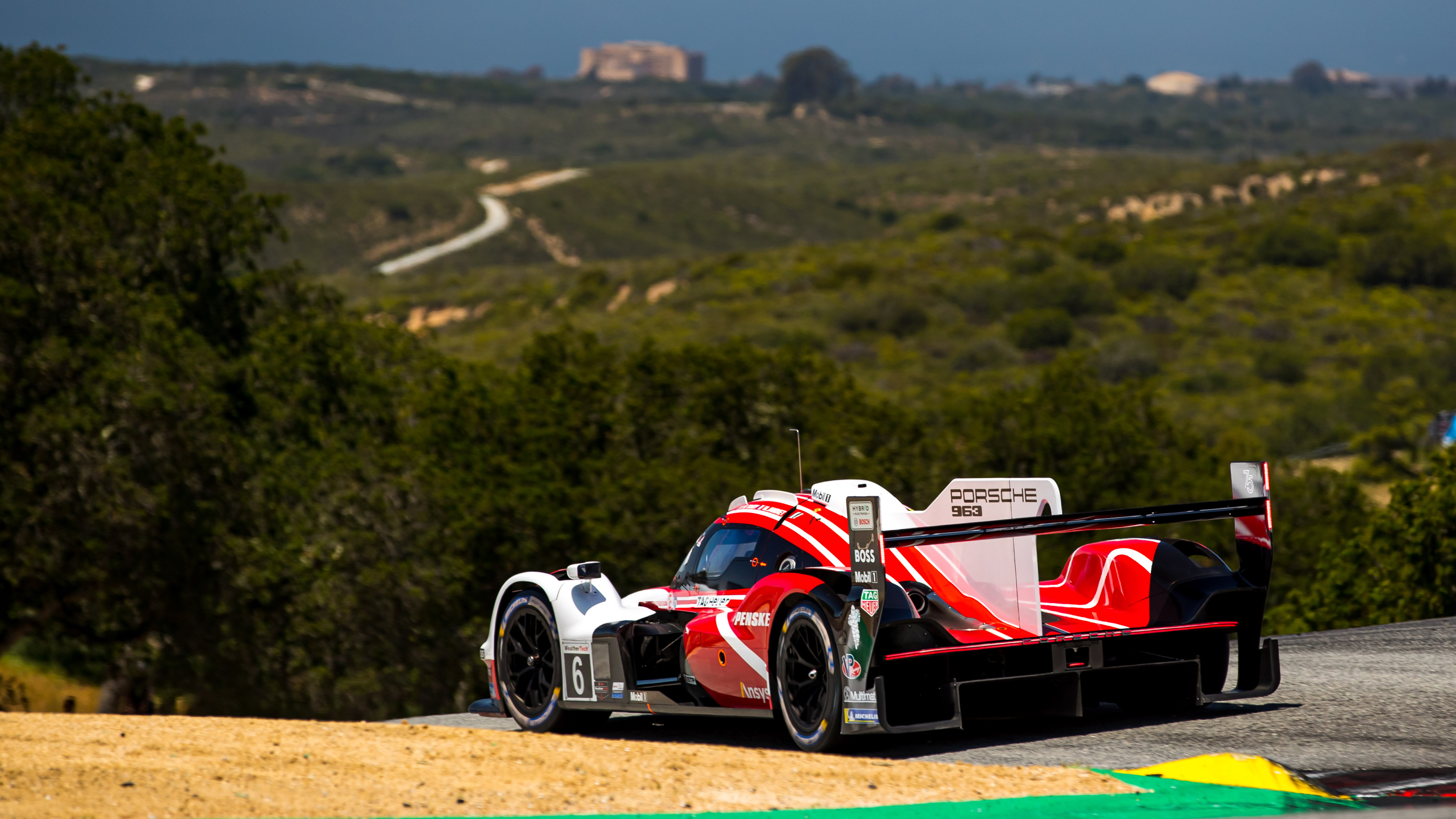 Podium for Porsche Penske Motorsport, victory in the GTD class ...