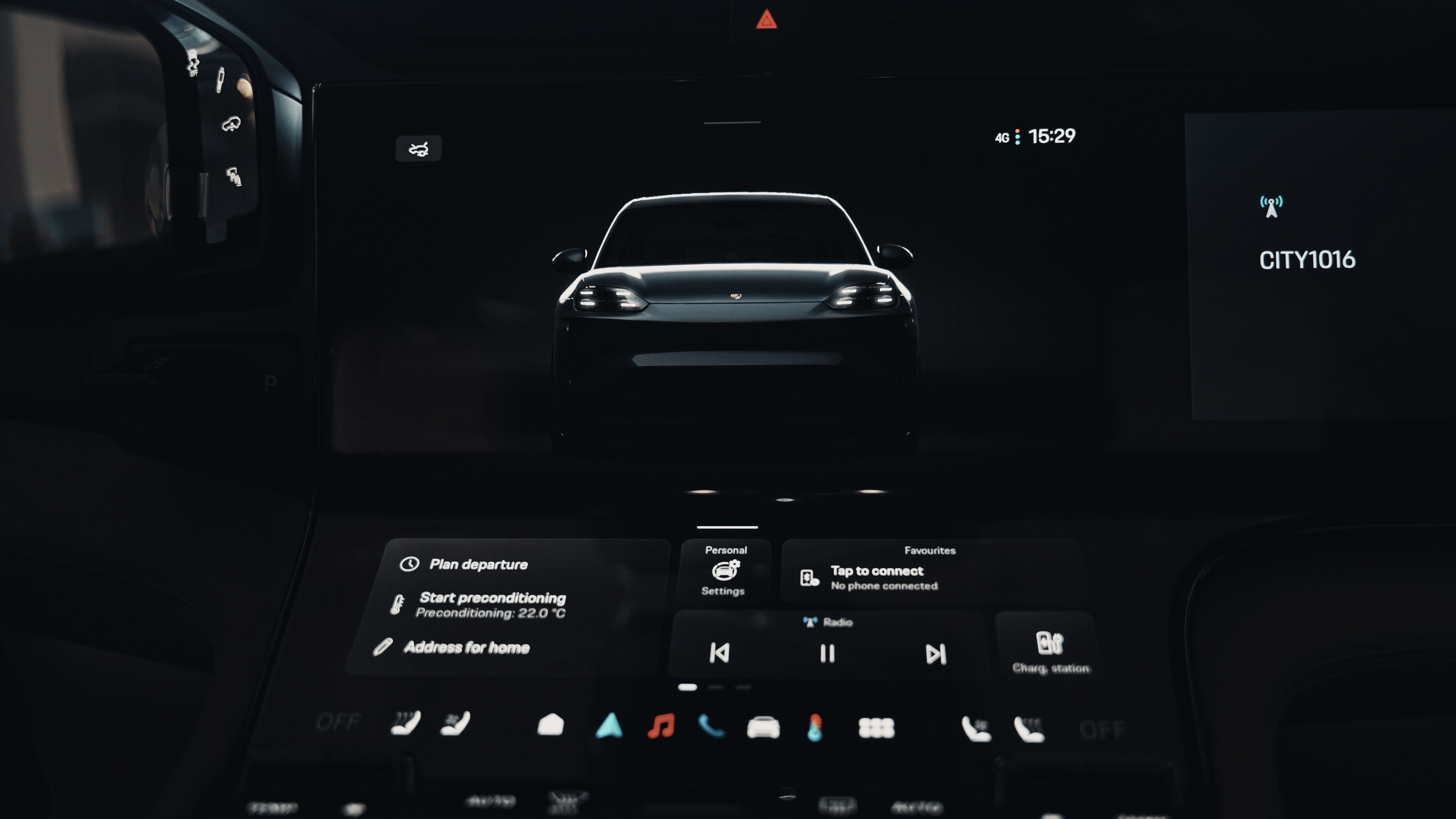 Poirsche Turbo Lettering Porsche Centre Dubai showcases individualisation possibilities with ...
