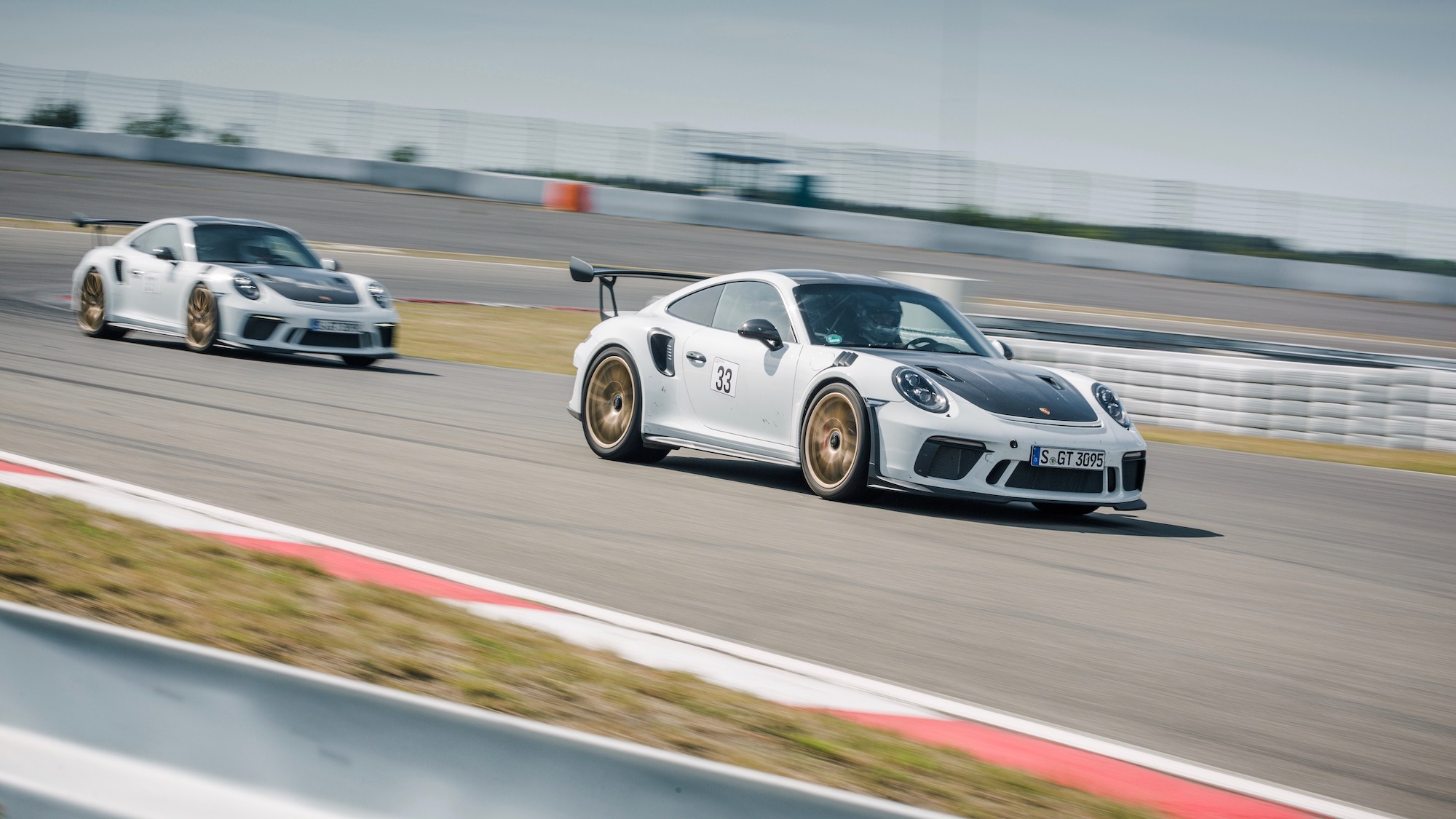 Porsche Mobil 1 Supercup - Porsche Newsroom - Page 4