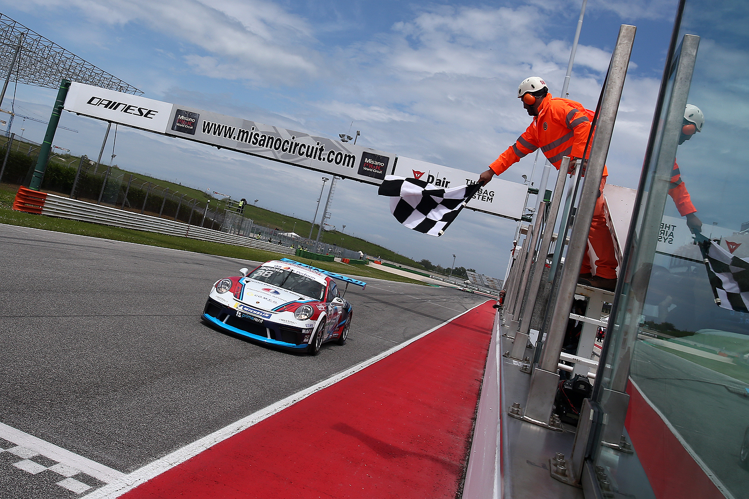 Porsche Carrera Cup Italia, a Misano Iaquinta trionfa in gara 2 ...