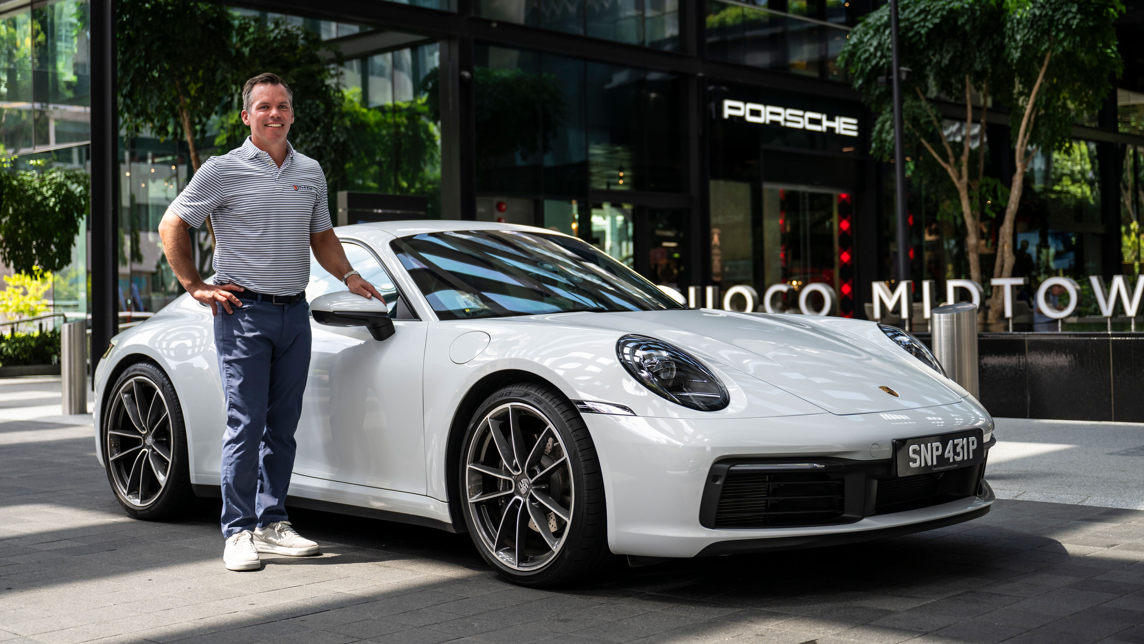 Top golfer Paul Casey visits Porsche Studio ahead of the Porsche