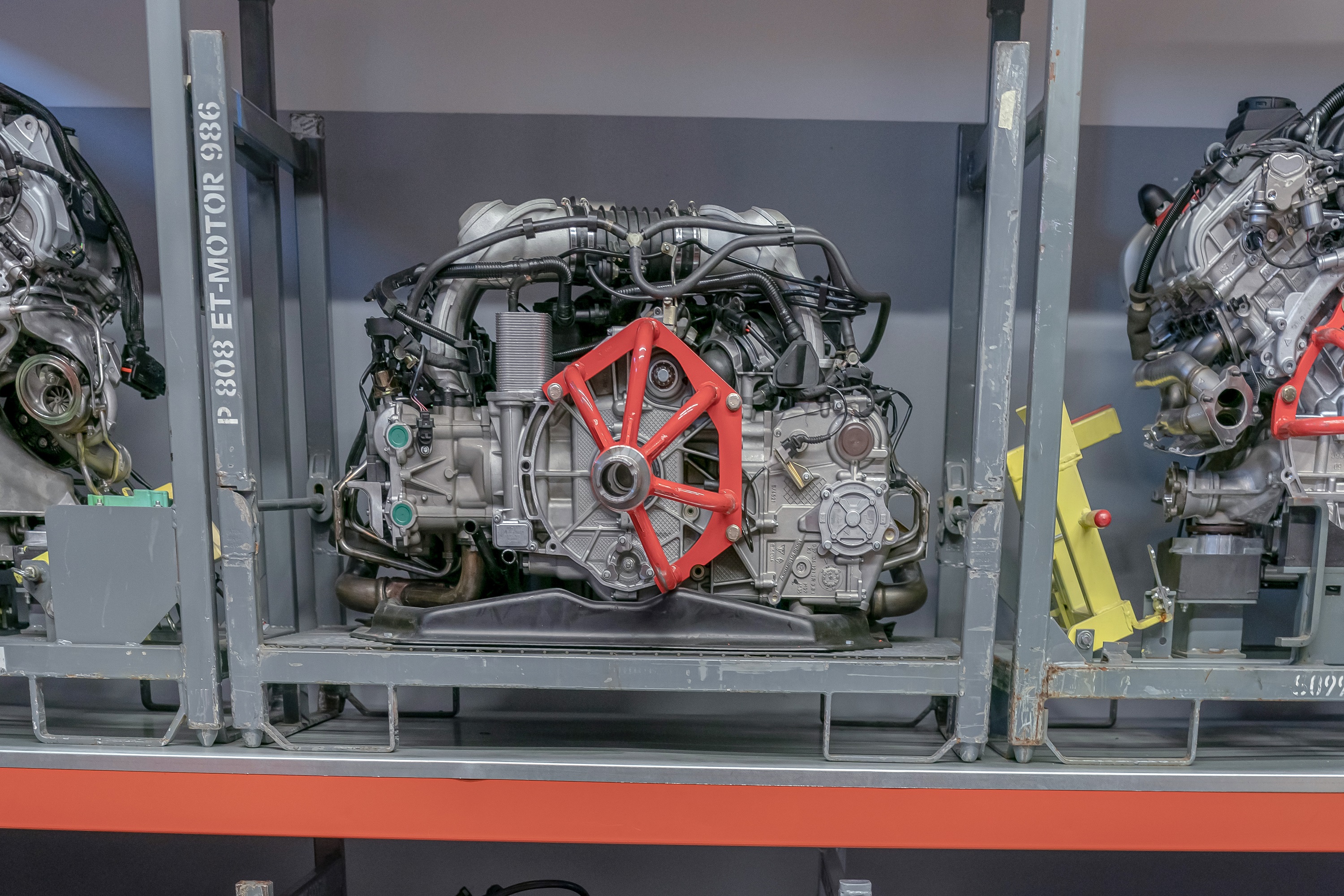 911 (997) Carrera S, Engine room, Porsche Experience Center Atlanta, 2020, PCNA