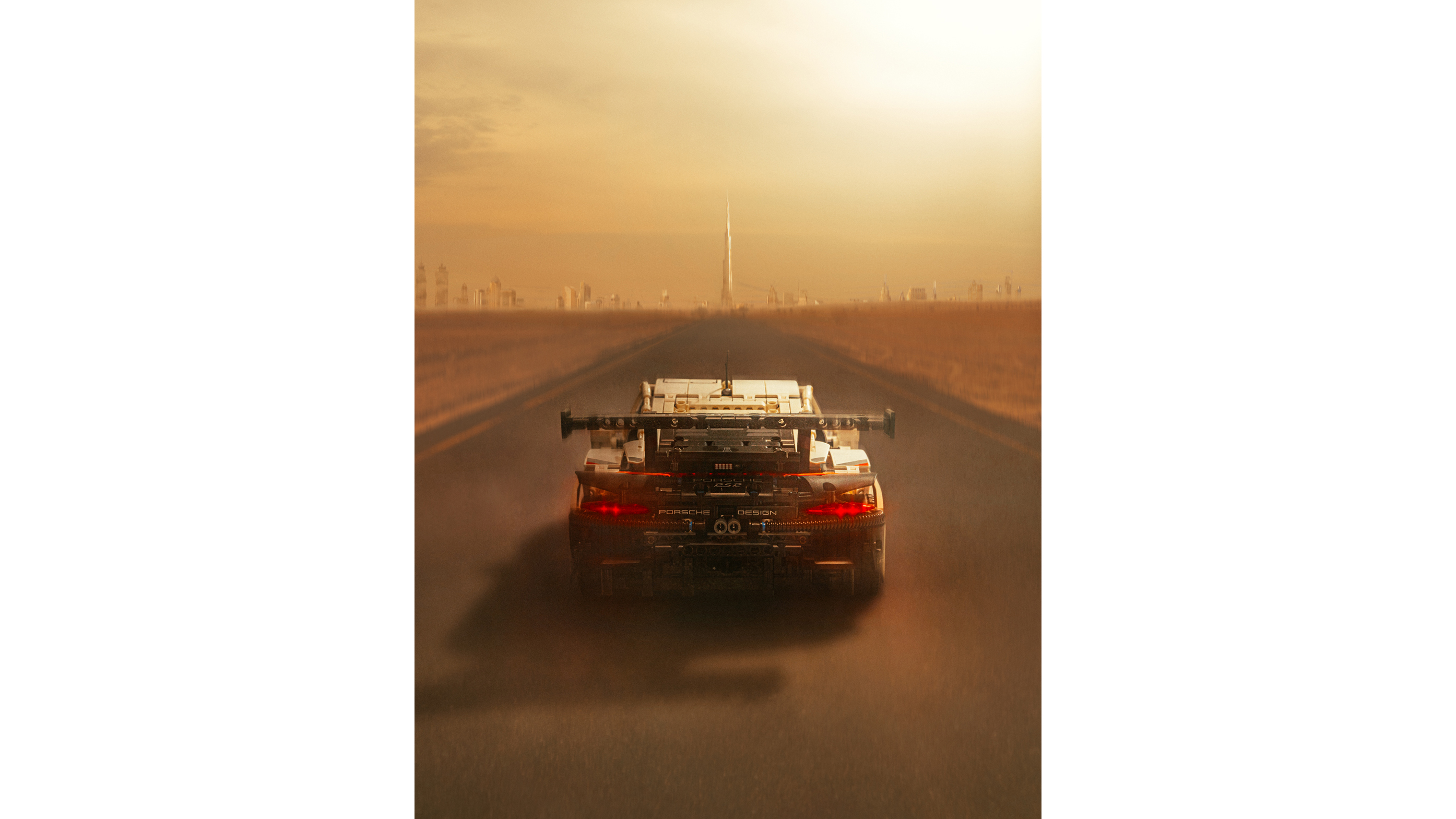 Lego 911 RSR, Dubai, 2020, Porsche AG