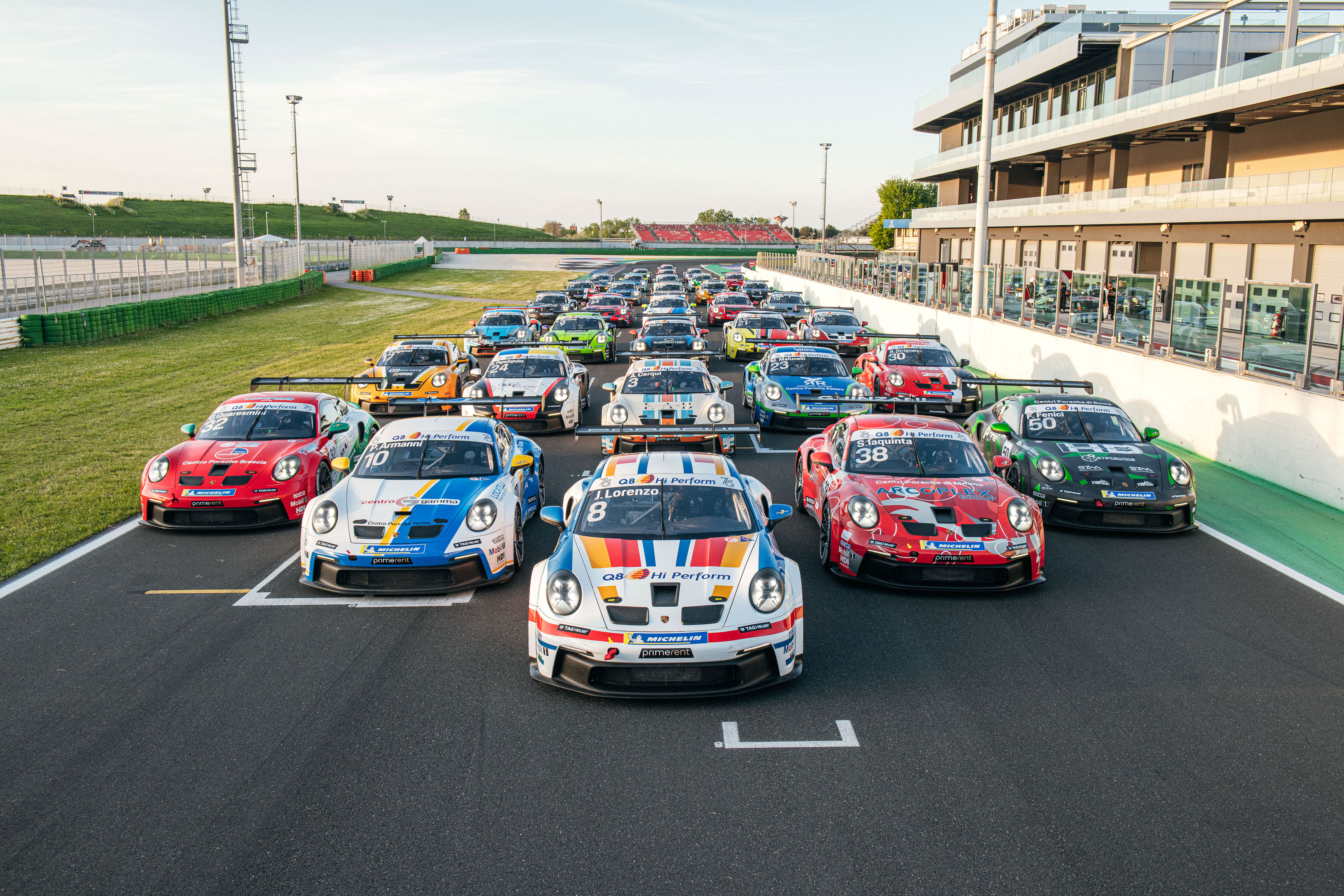 La Porsche Carrera Cup Italia 2023 accende i motori a Misano - Porsche ...