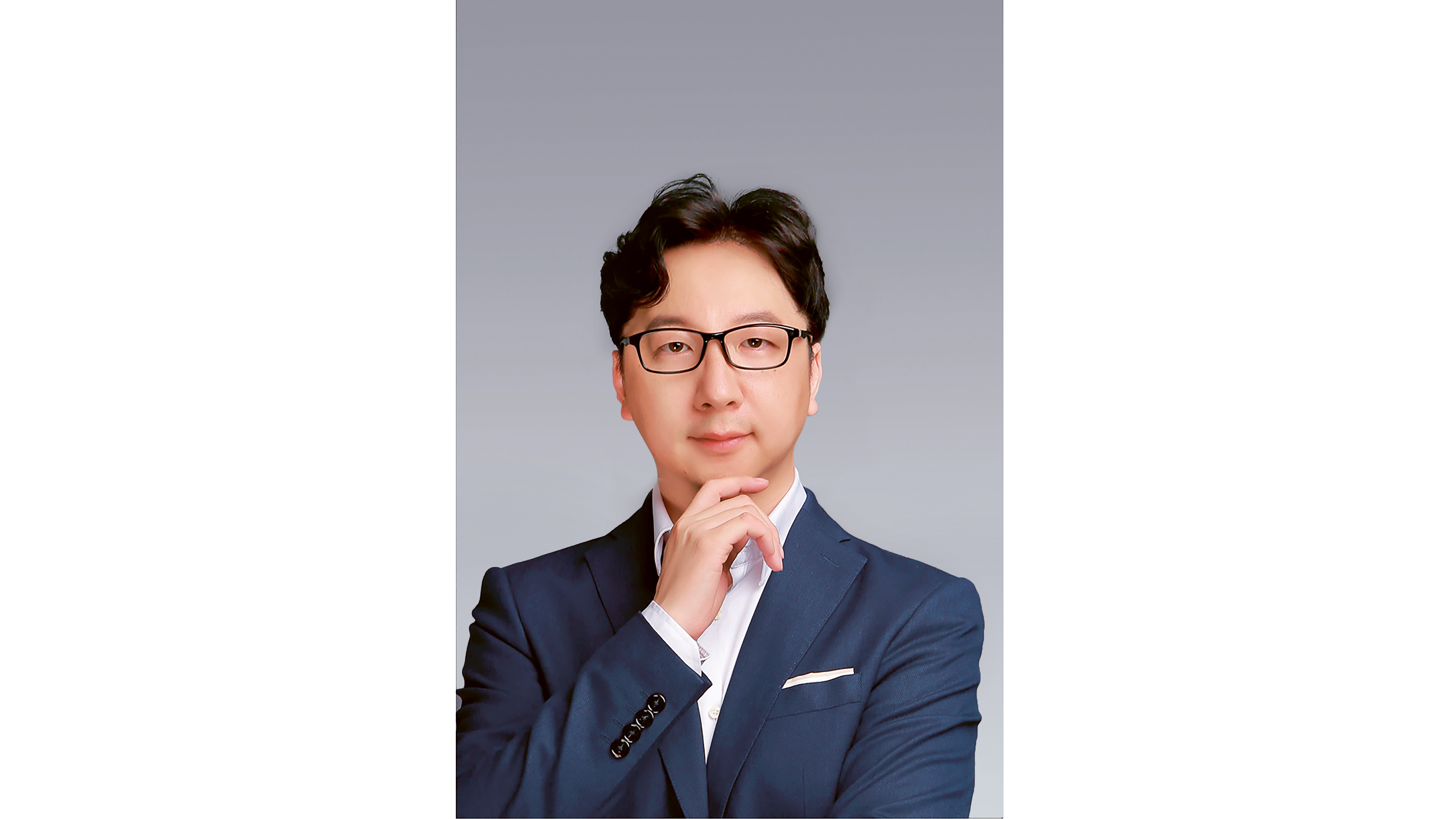Naikai Du Senior, Senior Manager of Electric & Electronics, 2020, Porsche AG