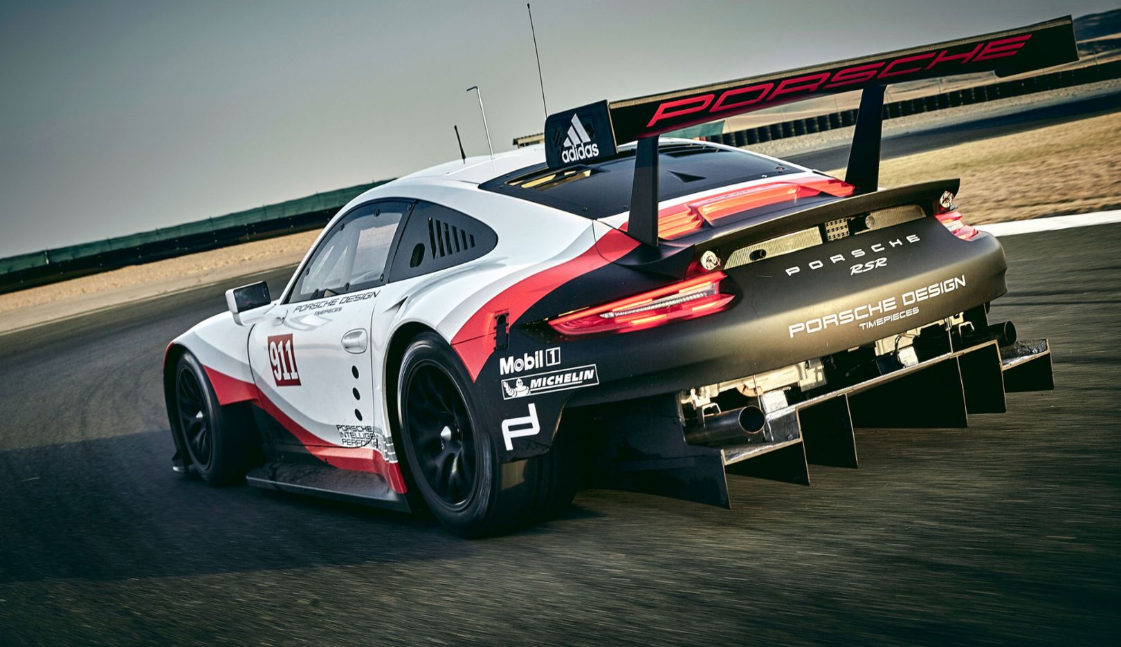 Neuer Porsche 911 Rsr Fur Le Mans