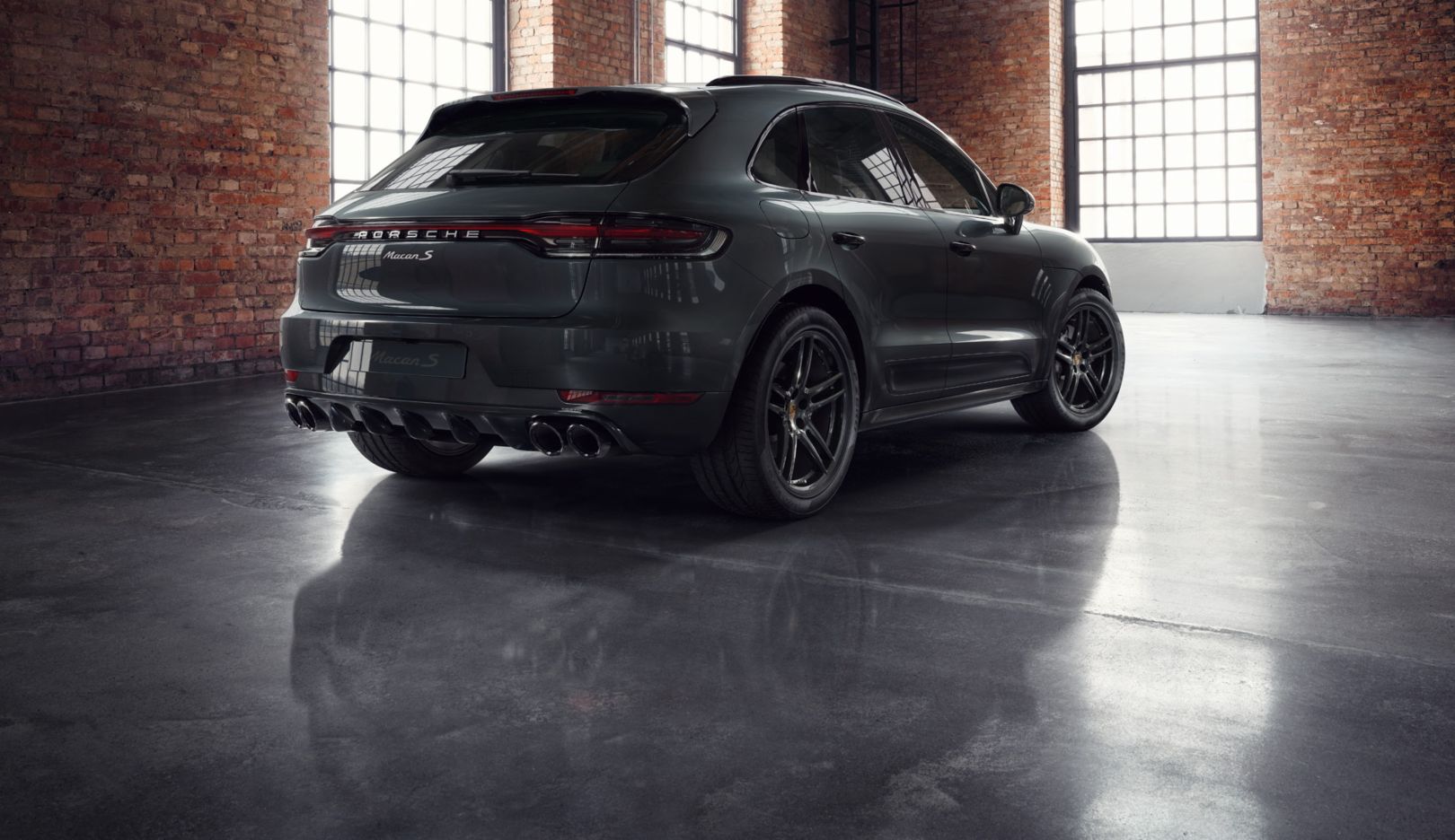 Porsche Exclusive Manufaktur Refines The New Macan