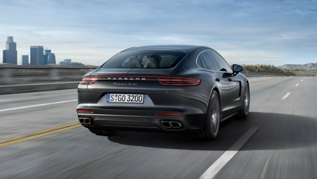 Panamera The Sports Car Among Luxury Saloons